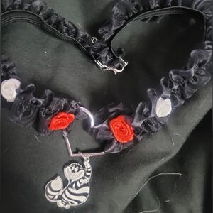 Disney's Cheshire cat chocker